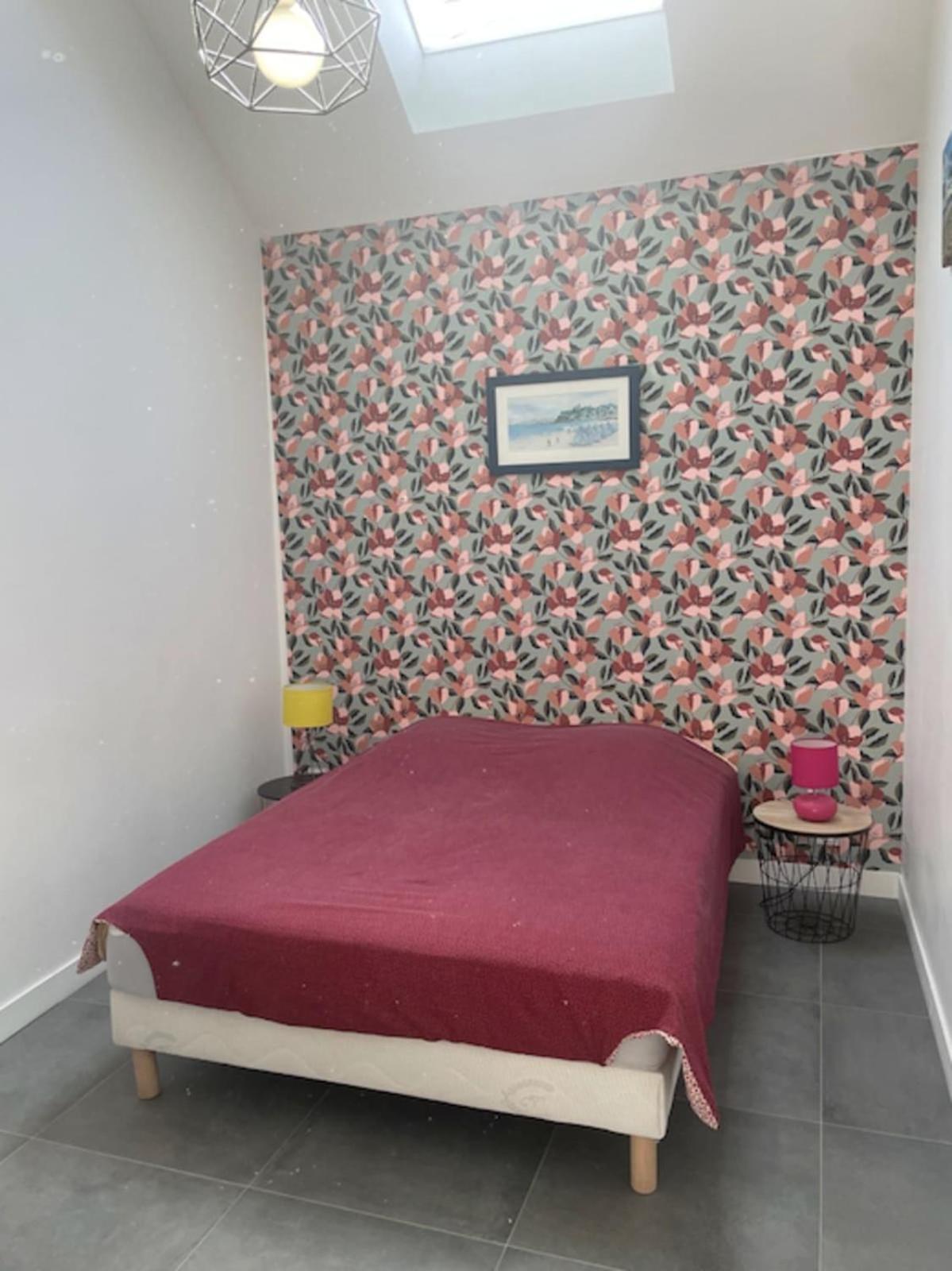 House With Terrace Near The Beach Ντινάρ Εξωτερικό φωτογραφία